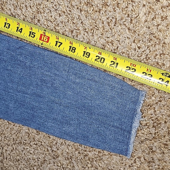 S.O.N.G. Curvy Skinny Midrise Crop Jeans - Picture 8 of 9